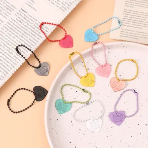 Llavero Colgante de Corazón de Metal Pintura Horneada Cadena de Cuentas Colgante de Bolsa Adorno Lindo Moda Anillo de Llaves para Regalo de Joyería de Mujer