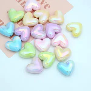 Colorful acrylic heart-shaped loose beads for DIY handmade phone chain necklace crafts.