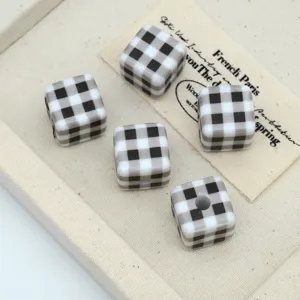 Acrylic checkered square beads for DIY handmade jewelry making, bracelets, and necklaces.