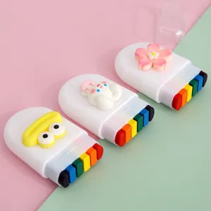 Crayons de peinture pour le visage 6 couleurs portables avec décors d'animaux.