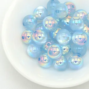 Cuentas redondas de resina de gelatina electroplateada UV azul claro para joyería DIY y dijes.