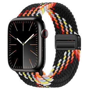 Vervangende gevlochten nylon band met magneetsluiting voor smartwatch, kleurrijk geweven detail.
