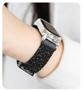 Bracelet magnétique en nylon tressé et coque transparente pour montre connectée, idéal au quotidien.