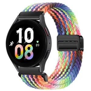 Kleurrijke gevlochten nylon horlogeband met magnetische sluiting geschikt voor smartwatches.