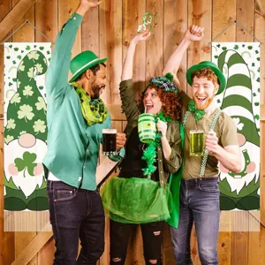 St Patricks Day gnome tapestry green shamrock hanging banner festive party decoration