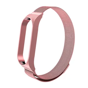 Correa de malla milanesa de metal en oro rosa de repuesto para smart fitness trackers.