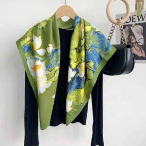 Women Twill Simulated Silk Square Scarf Fresh Floral Print Large Shawl Fashion Neck Scarf Head Scarf