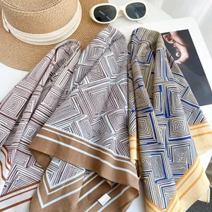 Foulard carré en coton à motif géométrique rétro, élégant foulard respirant pour femmes.
