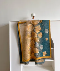 Thickened ginkgo leaf print winter shawl, double-sided retro warm scarf for women.