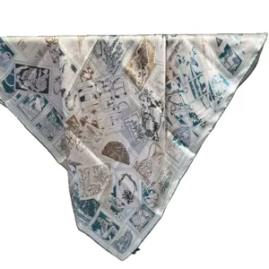Foulard en soie de luxe pour femme, carré élégant en soie de mûrier avec imprimé vintage.