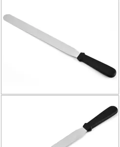 Spatule à lisser en acier inoxydable pour la décoration de gâteaux et pâtisserie.