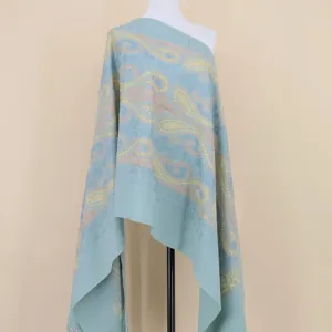 Elegante imitatie kasjmier sjaal met klassiek paisley patroon voor dames in de winter.