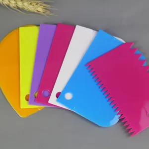 Set di Raschietti per Torte in Plastica Strumento di Lisciatura per Cottura DIY Taglia-pasta Accessori da Cucina