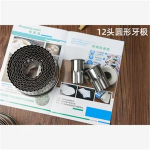 12-piece stainless steel round cookie cutter set, biscuit pastry mold for baking pastry