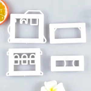4pcs small train plastic fondant cookie cutter set, DIY baking mold cake decorating tool