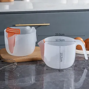 Kunststoff Messbecher mit Skala, Eierflüssigkeitsfilter und großem Fassungsvermögen.