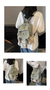 Mochila casual de nylon con múltiples bolsillos para mujer, gran capacidad versátil diaria.