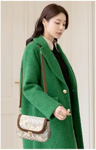 Retro minimalist women crossbody shoulder bag stylish fashion casual versatile commuting bag.
