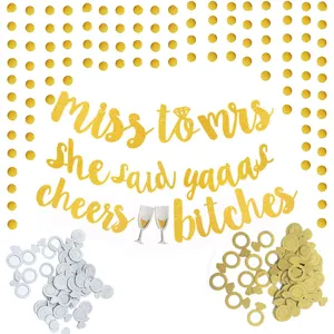 Decoracion despedida de soltera confeti brillo miss to mrs anillos oro plata detalles