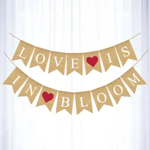 Guirlande en jute decoration mariage fete love is in bloom banniere fanions rustique