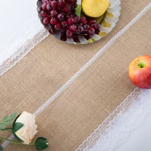 Runner da tavola in juta con bordo in pizzo bianco, decorazione rustica per feste.