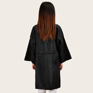 Mantella da barbiere nera in stile kimono, vestaglia professionale per salone di parrucchiere.