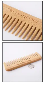 Gros plan sur les dents du peigne en bois naturel et les détails de fabrication pour le cuir.