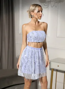 Ensemble deux pièces haut court sans bretelles à sequins et mini-jupe à franges mode femme