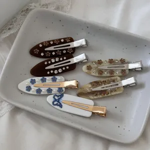 French style rhinestone acetate hair clips, chic geometric side bangs clips for women.