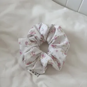Korean pink floral hair scrunchie medium size sweet hair accessories for daily women
