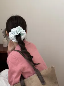 Groen met wit geruite haarelastiek met volants, zoete Mori-stijl haaraccessoire.
