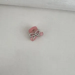 Korean sweet rhinestone bow mini hair claw clip, pink translucent cute side bangs hair accessory.