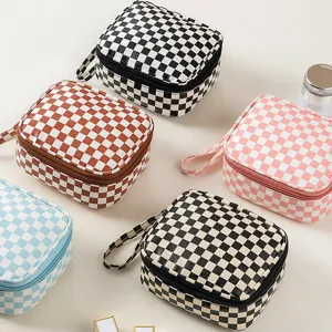 Checkerboard cosmetic bag portable makeup pouch cute storage bag for women and girls daily use.
