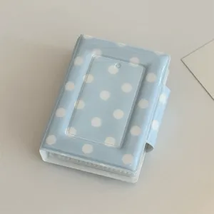 Niedliches blaues gepunktetes 3 Zoll Foto Kartenhalter Mini tragbares Taschenalbum für Bilder.
