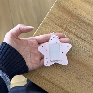 Star acrylic card holder ID photo pendant keychain pendant detail view showing star design