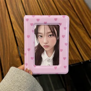Détail de classeur porte-photocarte cœur rose, mini album photo kpop 3 pouces pour idole.