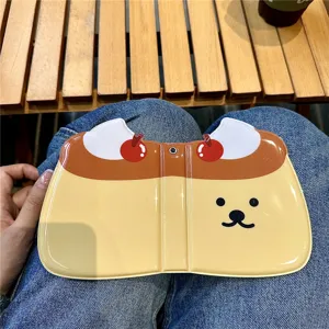 Dettaglio porta photocard PVC 3 pollici a forma di budino carino con ciliegie e design kawaii.