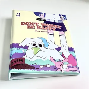 Detailansicht des A5 Ringbuchs Notizbuchs mit niedlichem Cartoon Cover Design.