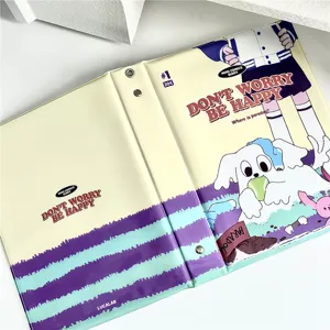 Detailansicht der A5 Ringbuch Hülle mit niedlichen Cartoon Hund und Mädchen Motiven.