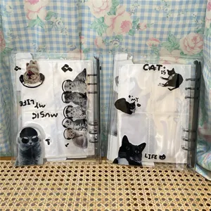 Transparant A5 fotokaartenalbum met 6 ringen en schattige kattenstickers voor opslag.