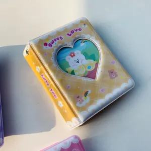 Mini album photo mignon de 3 pouces avec ours pour cartes de collection et kpop.