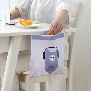 Lindo bolsa de basura desechable de coche de dibujos animados adhesivo colgante.
