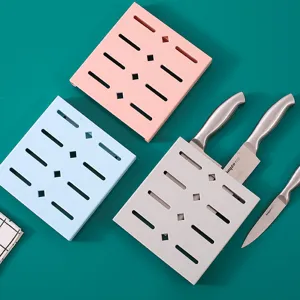 Support de couteau mural en plastique étagère de rangement pour couteaux de cuisine.