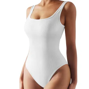 Body donna costine bianco senza maniche scollo rotondo basico slim aderente chic.