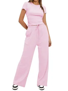 Ensemble rose haut court manches courtes et pantalon large taille haute femme casual