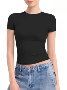 Detailansicht eines schwarzen kurzarm T-Shirts mit Rundhalsausschnitt für Damen top.
