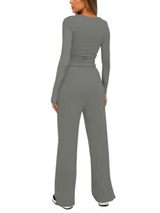 Ensemble lounge deux pièces haut à manches longues gris uni et pantalon large taille haute
