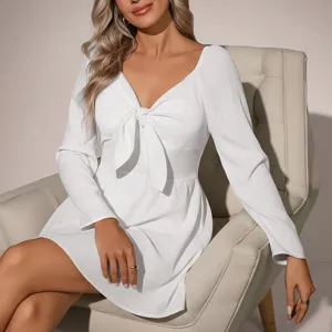 Mujer vestido blanco manga larga cuello en V lazo estilo elegante casual de moda