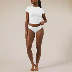 Гυναικείο Casual Monóchromo Конτό Manίκι T-Shirt Каі Slip Top Каі Pantaloni Slim Fit Stroggyli Laimokopsi Kathimerina Outfits