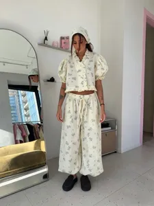 Women Casual Two Piece Set Ruffled Collar Puff Sleeve Crop Top And Drawstring Loose Wide Leg Long Pants Floral Outfit